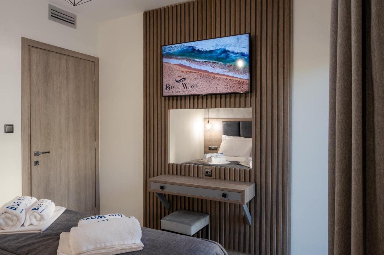 Blue Wave Luxury Suites Nea Iraklitsa Luaran gambar