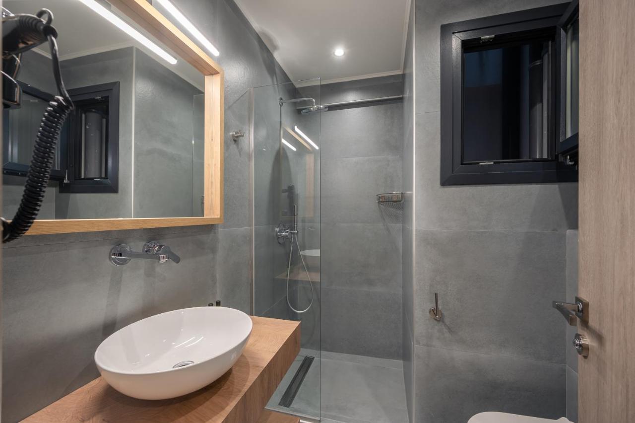 Blue Wave Luxury Suites Nea Iraklitsa Luaran gambar