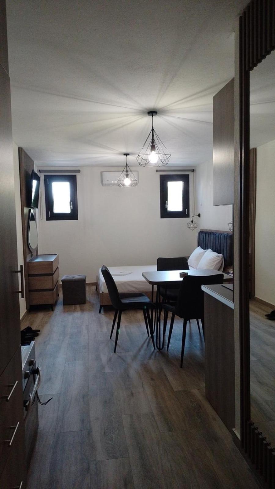 Blue Wave Luxury Suites Nea Iraklitsa Bilik gambar
