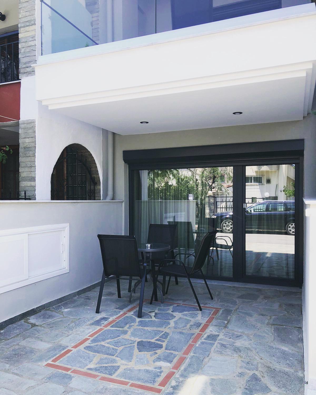 Blue Wave Luxury Suites Nea Iraklitsa Bilik gambar